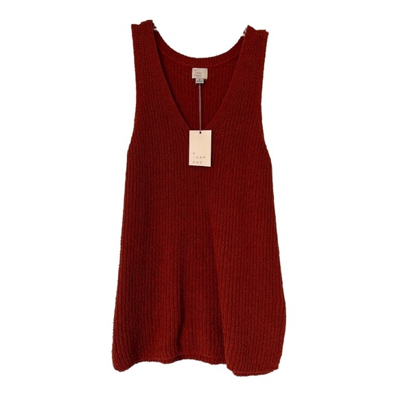 A NEW DAY Sleeveless sweater knit tank top size medium - Picture 1 of 8